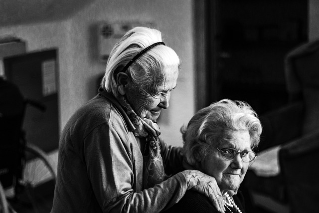 senior-chiropractic-care-640x480-52613790.jpeg