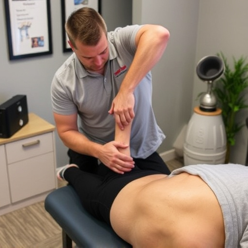 chiropractic-adjustments-640x480-72353510.jpeg