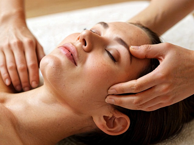 herniated-disc-therapy-640x480-34015328.jpeg