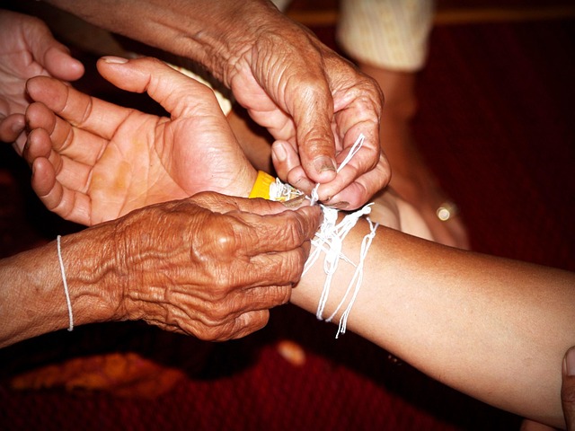 senior-chiropractic-care-640x480-60598146.jpeg