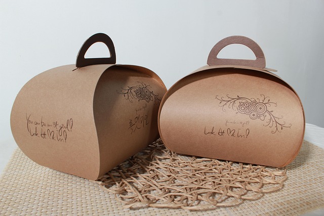sustainable-packing-materials-640x480-23185605.jpeg