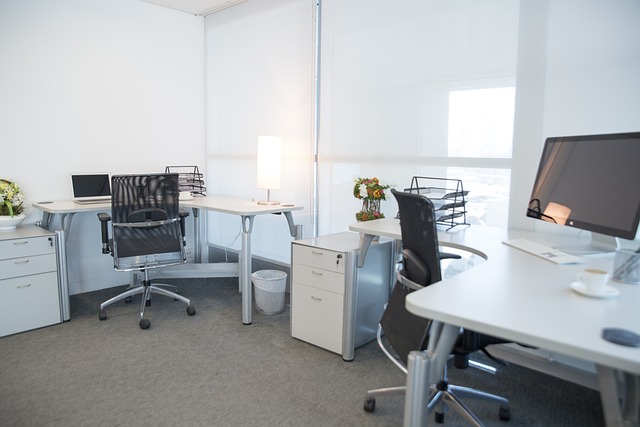 professional-office-packing-services-640x480-49720296.jpeg