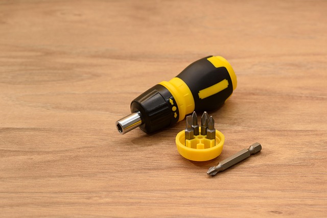 home-repair-640x480-43843810.jpeg